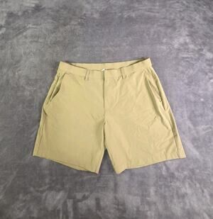 Fabletics The Only Shorts Mens Size 38 Performance Stretch Beige Golf Travel Z2